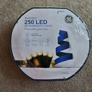 GE StayBright 250-Count 51.8-ft White Micro LED Christmas String Lights